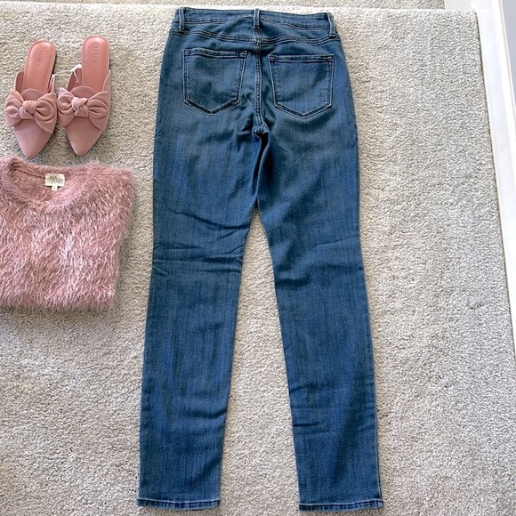 Old Navy High Rise Straight Leg Jeans - Picture 5 of 7